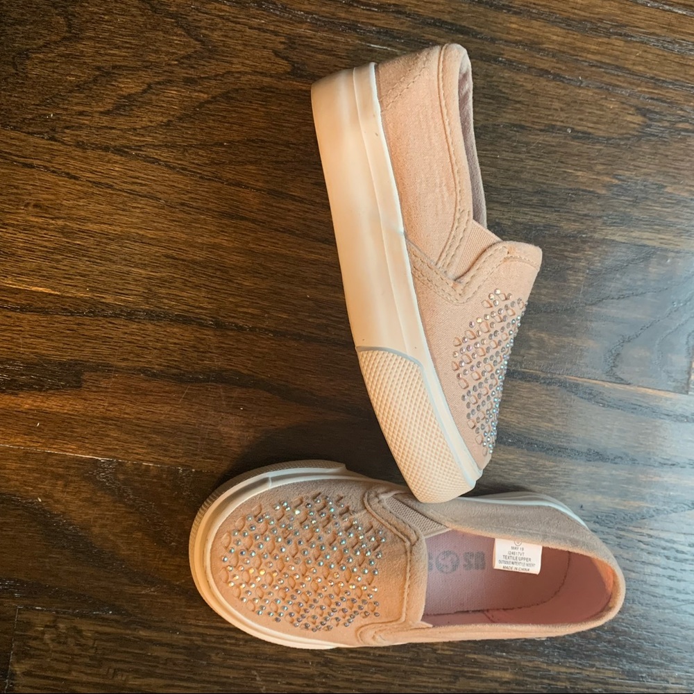 Girls shoes size 6